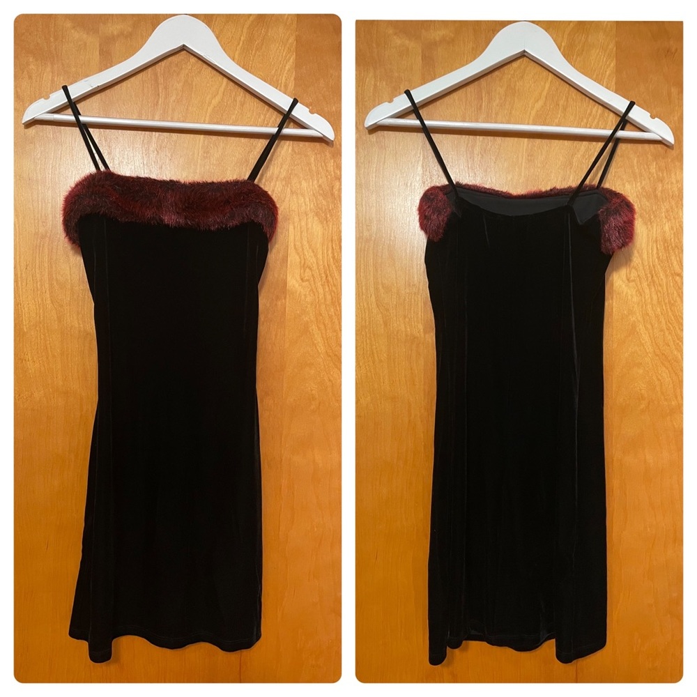 Vintage Finesse USA Black & Red, Velvet & Faux Fur Mini Dress Sz XS